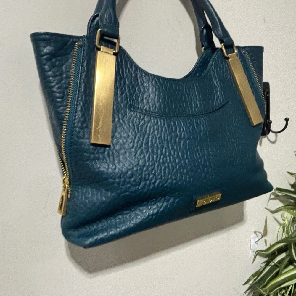 ❤️Lodis by Vince Camuto Teal Handbag - Picture 2 of 8
